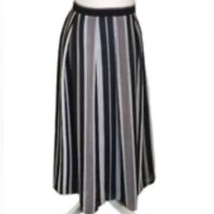 Ann Klein Striped Black and Gray Women's Skirt